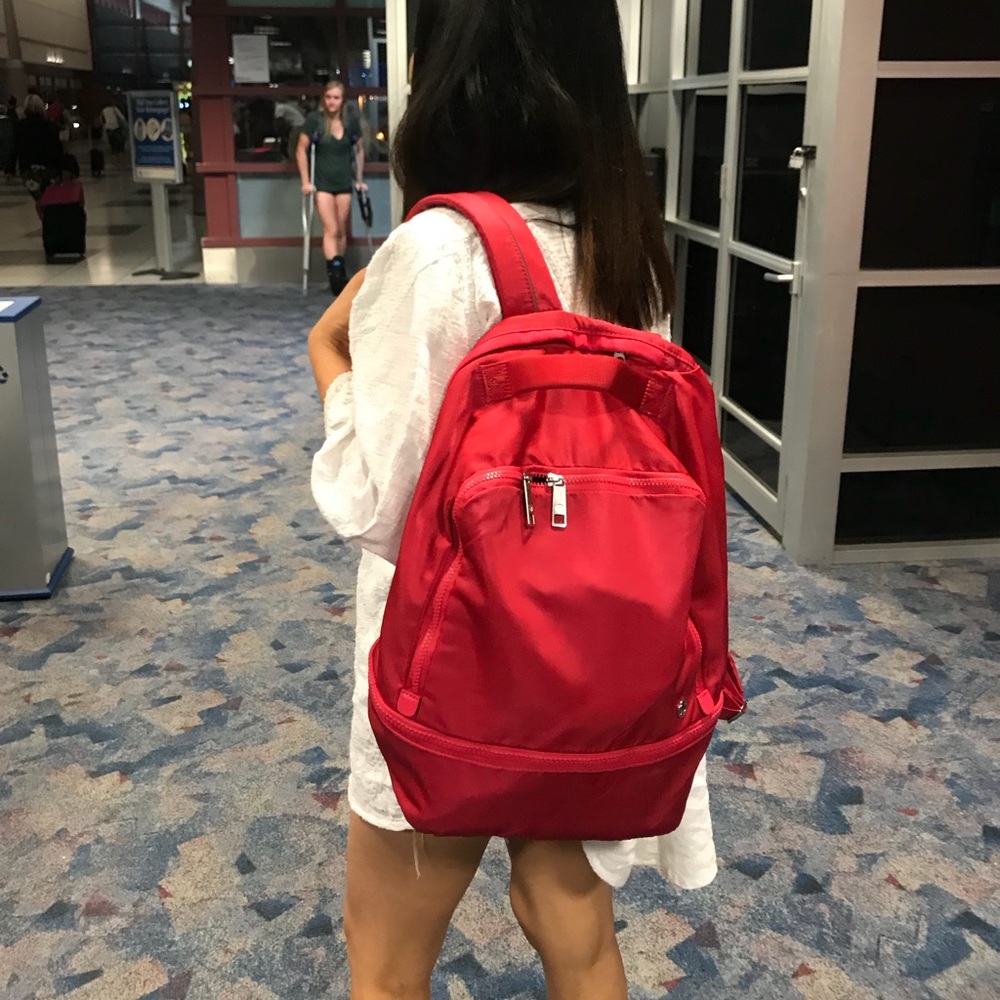 Lululemon city adventurer backpack 17L MDNI